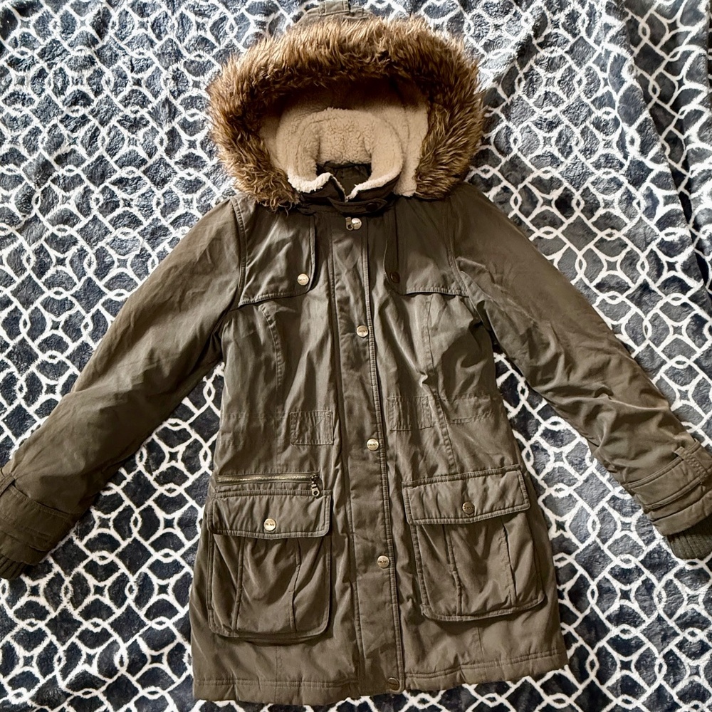 DKNY Women's Faux Fur Trim Hooded Anorak Jacket- Army Green